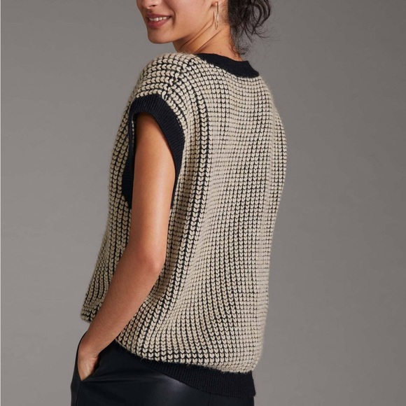 Black and Cream V-Neck Sweater Vest - Picture 2 of 6